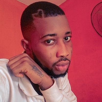 iam_Fosh's profile picture. The Adventure is dangerous to be left undone.. ⛵🚣