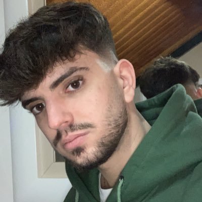 Albertoperezm93's profile picture. 