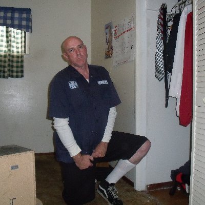 Swm seeks swf's to take spankings and enemas