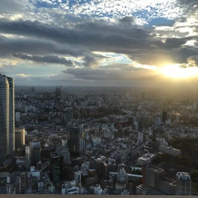 LEC速習不動産鑑定士勉強中！ 最短3年後に独立願望有り🤞一級建築士、一級級施工管理技士、宅建士取得。一級建築士の勉強を突如始めて1回で合格。休日は大体、自宅のトイレ掃除🪠で運気アップ⤴️勉強されている方を無言フォローさせて頂きますが、ご容赦下さい🙇‍♂️