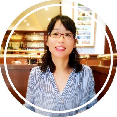 【フランスワインで心踊る毎日に】フランス人の夫と共にフランスワイン輸入販売業15年。“ワイン県”山梨出身。現在、千葉県南房総の田舎暮らし。飲食店への卸売もあり(詳細はLINEかDMにてご質問下さい)。フランスワインお好きだったらぜひフォローしてください! ご質問などは→https://t.co/RxLZBH8blG