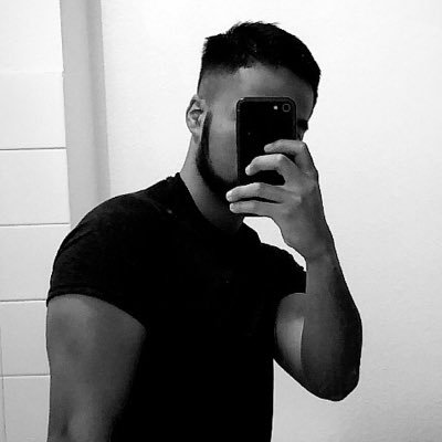 fenszer69's profile picture. 