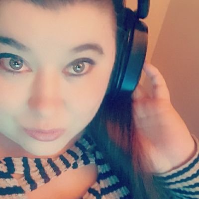 Hi!! I'm Nem/Amber! I love video games, animals, long walks on the beach and food and trolling. Go check my stream out!
 https://t.co/d17iPv3QmG.