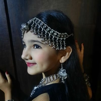 I m trushti idariya I m dancer modal and actress I love dance  I m 9 years old I m stay in Surat Gujarat my hight 4 ft 1 inch my weight 22kg