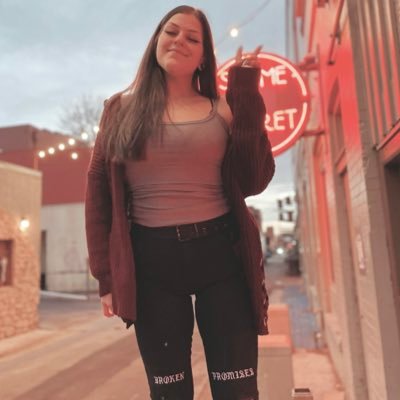 alexisriane's profile picture. 