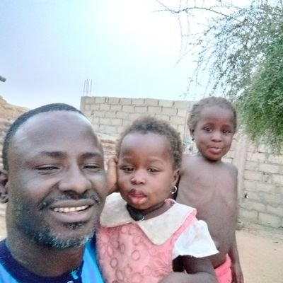 RReperer's profile picture. handicap.blessed with 6 children,
phones technicians by profession from the class of 1972,..Hi to all handicap entirely