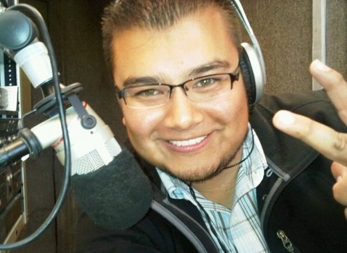HOLA SOY JORGE PAEZ LOCUTOR DE STEREO HITS 104.5 FM SOY DE CHIHUAHUA MEXICO .TRABAJO PARA LA EMPRESA MULTIMEDIOS RADIO.