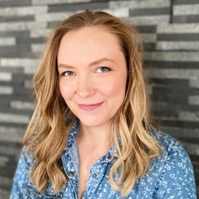 Penwoman. Podcaster. Mama. 💁♀️ @lamag @esquire @jezebel @gourmand @guardian as featured in Best of 2022 @readersdigest Almanac
