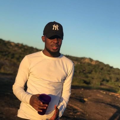 ThulanieMpofu's profile picture. Everything is Everything.