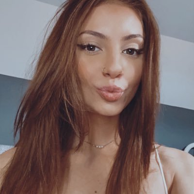 kaelynmyers181's profile picture. twitter deleted my old account bc they found out I made it when I was 12