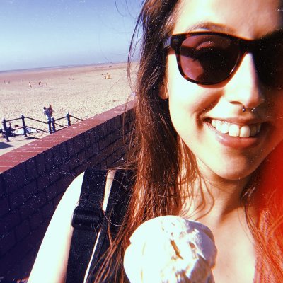 29 • Lisbon • Crazy Creative Person stuck in a 9-5 Life • Music • Urban Culture • Photography • Football • History • Politics •