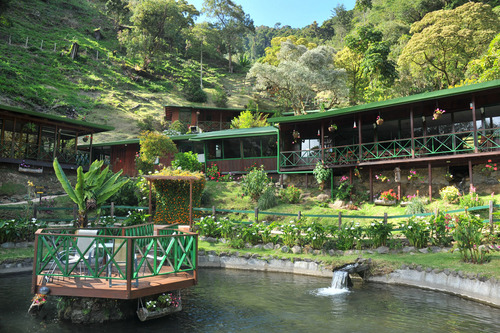 Intimate, cozy Lodge in the Cloud Forest of San Gerardo de Dota, Costa Rica Ideal for nature lovers, birdwatchers and if you want to get away from it all