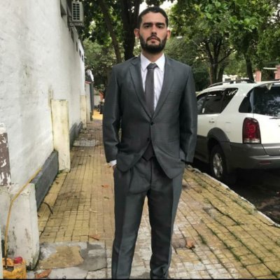 Lic. en Administración - FCE UNA.
Magíster en Auditoría - Posgrado UCA
Hincha del Club Cerro Porteño.
Corredor amateur de cortas distancias.