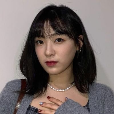 18
she/her
(っ◔◡◔)っ | bi