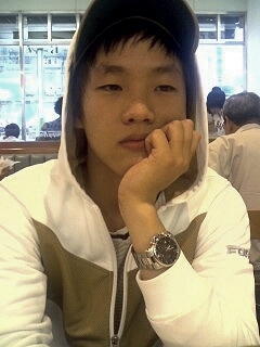 whiterudolph's profile picture. 