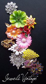 We buy & sell vintage costume jewelry on Ebay.