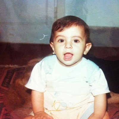 وما فاَرقتنِي طوعاً و لكن ، دَهاك من المنية مادهاكَ .. يَعزُ عليّ حين أُدير عيني ، أُفتِّش في مكانك لا أراكَ .