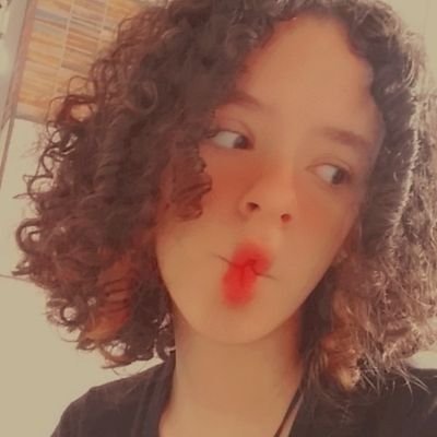 apenas uma boiola 



Led Zeppelin e sim a mlhr banda
vejo alguns animes ;--;