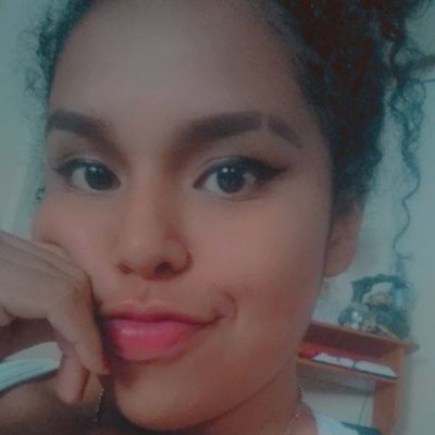 Daniiuskaa's profile picture. Sé valiente, y muérete de amor si es necesario✨