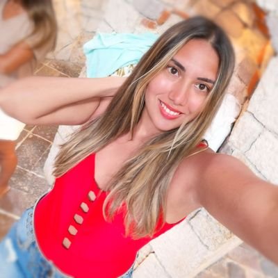 z_nathi's profile picture. - Arquitecta ❤ 
-Olimpista ⚪⚫⚪
🎨🌍📐✏✈