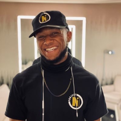 B8TheArtist's profile picture. Character Development.