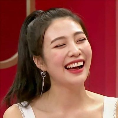 I GOT MY ACCOUNT BACK HEHE FOLLOW @KKANGIBEAR NEW ACCOUNT !