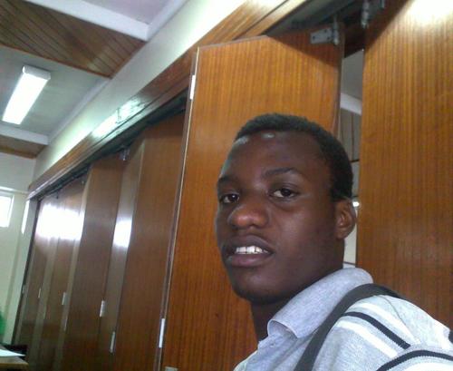 lukhale_TW's profile picture. a civil engineer