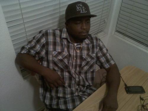 Rhoaddogg's profile picture. 