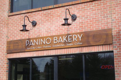 Panino Bakery specializes in high end cakes, desserts, fresh baked breads, muffins, brownies, cookies with pre-ordered pick-up.