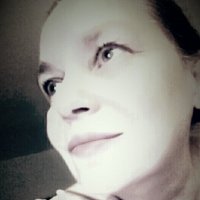 Bee defiant 🗽, GO VOTE- 🗳 smart, not DSA. (@beenth3rebefor3) 's Twitter Profile