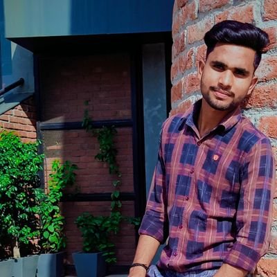 मै ⚔️झुक नहीं सकता ,,शौर्य का 🔗अखंड भाग हूं ,, जला दे जो दुश्मन को रूह तक मै बही हिंदुत्व की 🔥आग हूं। social worker