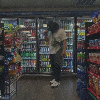 smplylow's profile picture. 𝕲𝖊𝖙 𝖜𝖎𝖙𝖍 𝖎𝖙