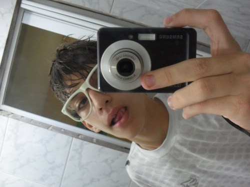 supershow11's profile picture. Haha...I love Selena Gomez,Avril lavigne!
Selena Gomez and boyfriend Justin Bieber now
beautiful kiss them!