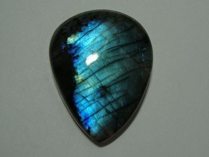 terrafinds's profile picture. Love love beautiful things with color, nature, gemstones, Pearls, Sterling Silver custom findings, love them so much that I now live on them :)