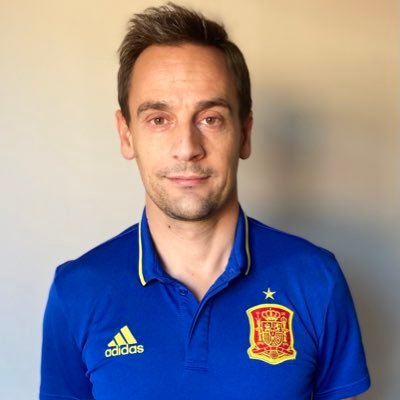 Seleccionador del equipo paralimpico de fútbol P.C.