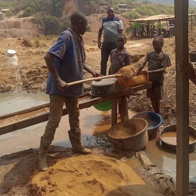 augibed's profile picture. Chercheur en gouvernance minière et conseiller technique in artisanal small mining ASM