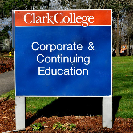 Looking for non-credit classes? We offer classes in lifelong learning, professional development and customized training for business needs.