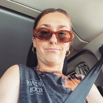 LippusNina's profile picture. habe jetzt auch einen Twitter Account (2021) um Screenshots davon auf Insta zu posten 🙃