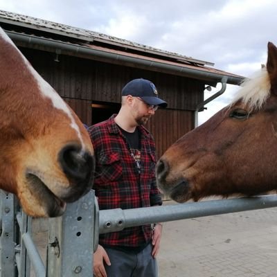 Cedric_87's profile picture. 