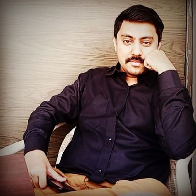 Pakistani 🇵🇰
Content Writer ✍️
Photographer on the side 📸