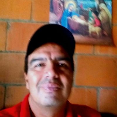 Me considero multifacetico, tengo metas, mentalizo, espiritualmente estoy conectado con Dios, me gusta el baile y la bicicleta los negocios