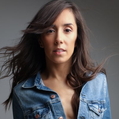 Janette Manrara Profile