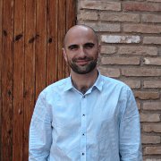 Infórmatico de profesión y de afición. Entusiasta del software libre y de GNU/Linux.