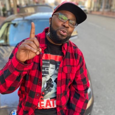 HOT 1 Video out now... add Jay Luck to your Spotify/AppleMusic playlist #2thaMoon