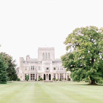 A royal palace to King Henry VIII and Elizabeth I, now a unique meetings, weddings and events venue, only 30 miles from London. 👑🏰 #ashridgehouse