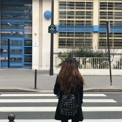 gargi_x's profile picture. little fire lion whose paws are both cute and deadly