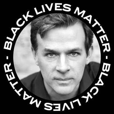 I like to create stuff and shine a light on good things. he/him/his #blacklivesmatter      https://t.co/JBe5IT9Zbu