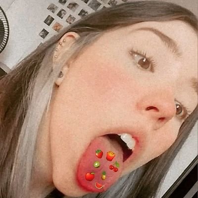 más colombiana que la arepa🇨🇴
No pain no success 🧘🏼♀️🌱
Streamer💓 🎮
👇🏻 MI CANAL EN TWITCH