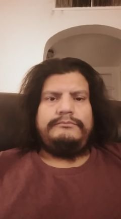 I'm retired. I like alot to meet new people from all over the world. An in the United States all 50 States