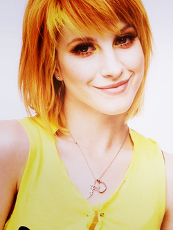 yelyah_evol's profile picture. Since: 06/01/2011 - Adolescente. Chata, as vezes. Chorona. Sínica. 13 anos. Nordestina com orgulho. Mas principalmente fã incondicional da Hayley Williams.